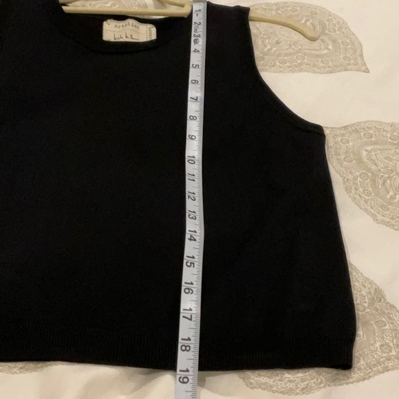 Ladies Nicole Miller black top - Picture 9 of 9